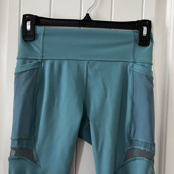 Lululemon Forget The Sweat Crop 21" Turquoise Sea Size 6 Mesh Details Teal Blue - Picture 4 of 15
